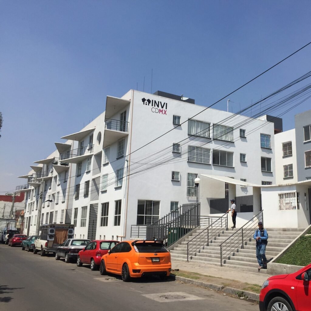 CONJUNTO HABITACIONAL 400 DEPARTAMENTOS 